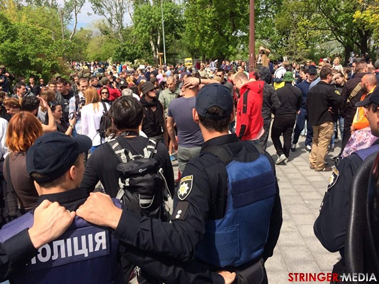 День Победы в Одессе: драки, провокации и задержания