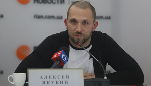 Политолог Алексей Якубин