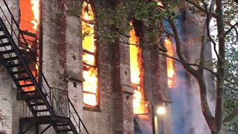 В Нью-Йорке в результате масштабного пожара был уничтожен иудейский молитвенный дом