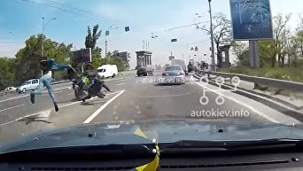Смертельное ДТП с мотоциклистом в Киеве. Видео