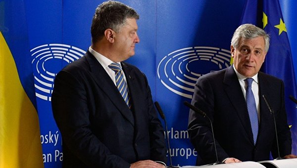 Президент Украины Петр Порошенко и президент Европарламента Антонио Таяни