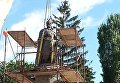 Памятник Хмельницкому в Чернигове развернули спиной к Москве