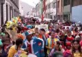 Сотни клоунов прошли по улицам столицы Перу