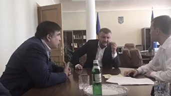 Михаил Саакашвили vs Павел Петренко. Видео