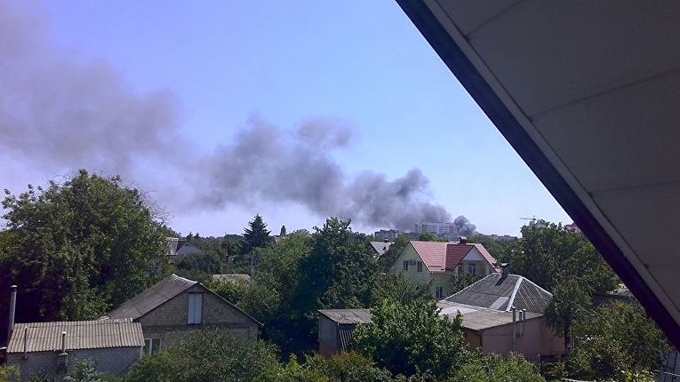 Пожар на складах в Броварах