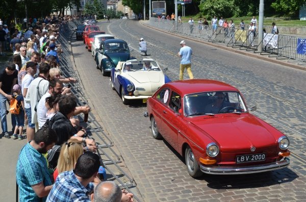 Фестиваль старинных автомобилей Леополис Гранд При во Львове