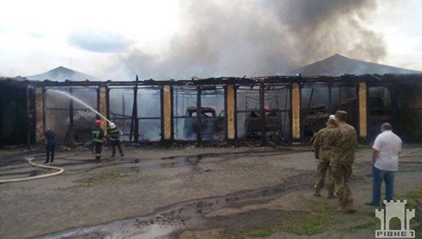 Пожар на военном складе в Ровно