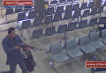 Вооруженный мужчина в здании иранского парламента