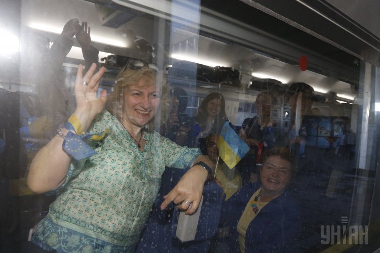 Первый безвизовый поезд отправился из Киева в Перемышль