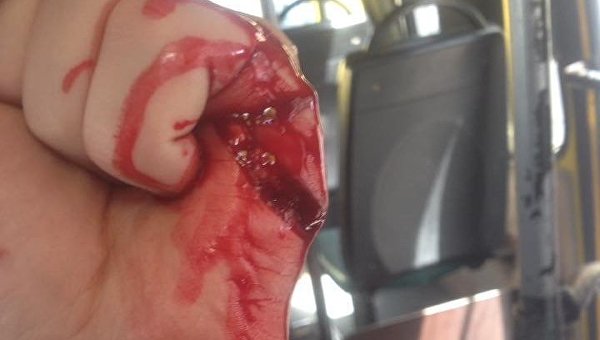 В Киеве водитель маршрутки напал с ножом на бойца АТО