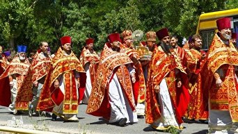 В Аккермане православные Московского патриархата провели  крестный ход «за мир и стабильность»