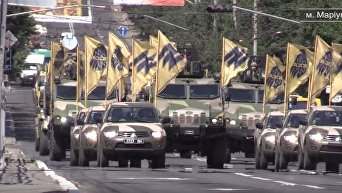Марш полка Азов в Мариуполе. Видео
