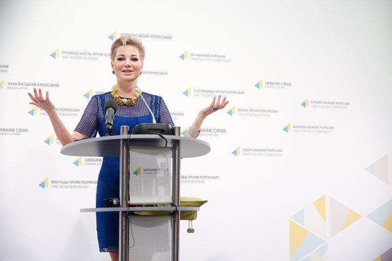 Оперная певица, экс-депутат Госдумы Мария Максакова во время пресс-конференции в Киев