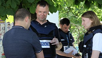 Первый замглавы СММ ОБСЕ в Украине А. Хуг посетил г. Ясиноватая в Донецкой области