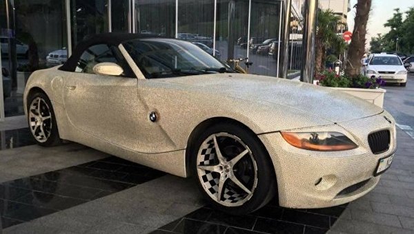В Одессе замечен «бриллиантовый» BMW
