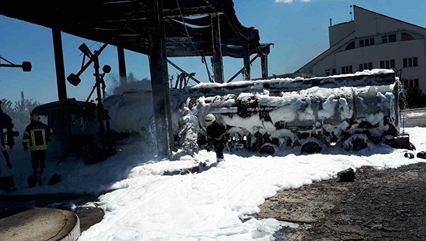 В Одесской области на нефтебазе произошел пожар