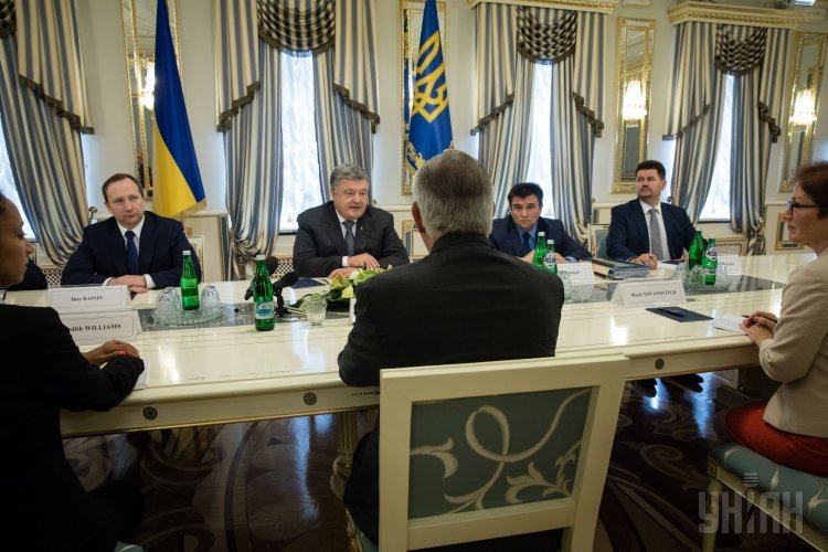 Встреча госсекретаря США Рекса Тиллерсона и президента Петра Порошенко