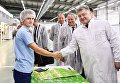 Президент Украины Петр Порошенко во время открытия завода ООО Гуалапак Украина, в Сумской области