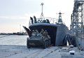 Николаевские десантники совместно с военными моряками отработали учебно-боевые задачи при переходе морем