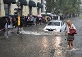 Стамбул затопил сильный ливень