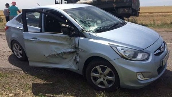 На Запорожье женщина за рулем Hyundai врезалась в колонну военной техники