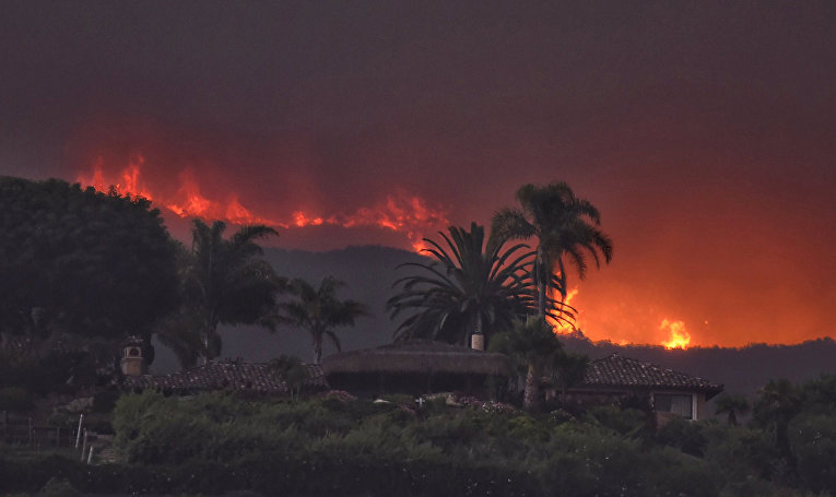 Масштабные лесные пожары в Калифорнии