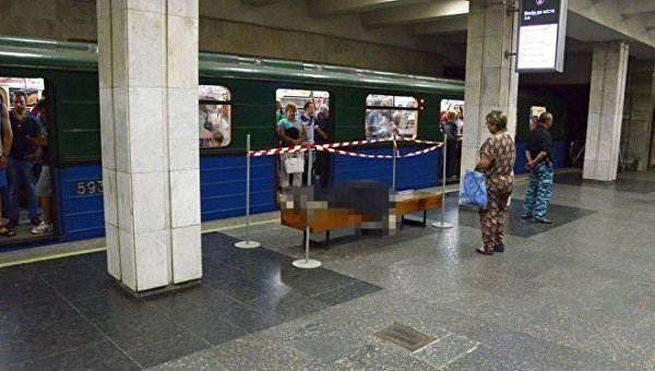 В харьковском метро умерла женщина