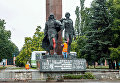 Вандалы облили краской советский памятник в Кропивницком