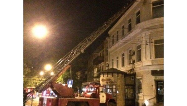 В Одессе горело здание ПриватБанка