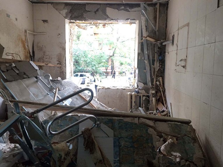 В Киеве на Голосеево в жилом доме прогремел взрыв