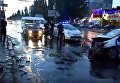 Из-за дождя автомобиль патрульных влетел в столб в Николаеве. Видео