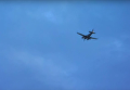 Российский самолет пролетел над Белым домом: опубликовано видео