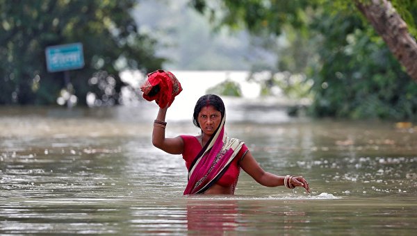 Последствия наводнения в Индии