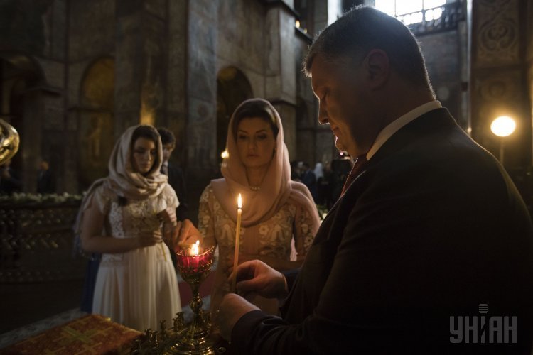 Молебен за Украину в День Независимости в Софийском соборе