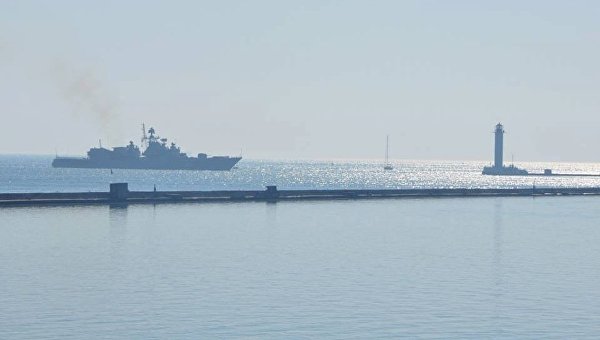 Итальянский эсминец прибыл в порт Одессы