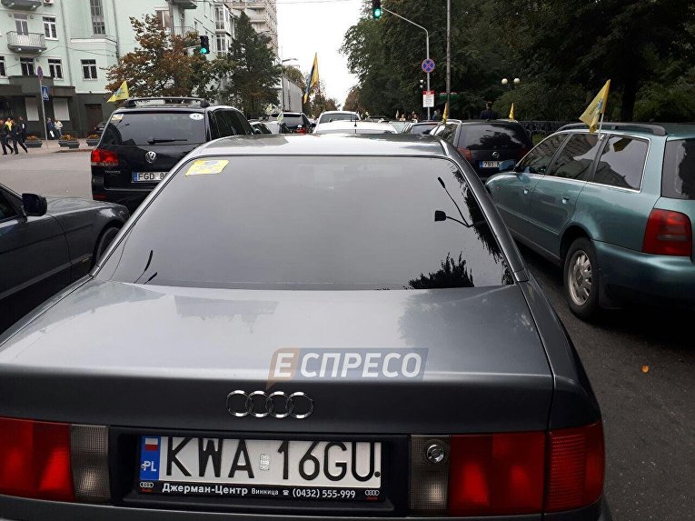Акция протеста владельцев автомобилей с еврорегистрацией в Киеве