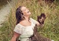Беременная американка устроила фотосессию с роем пчел