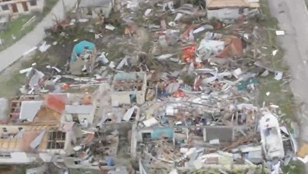 Ураган Ирма уничтожил остров Барбуда в Карибском море