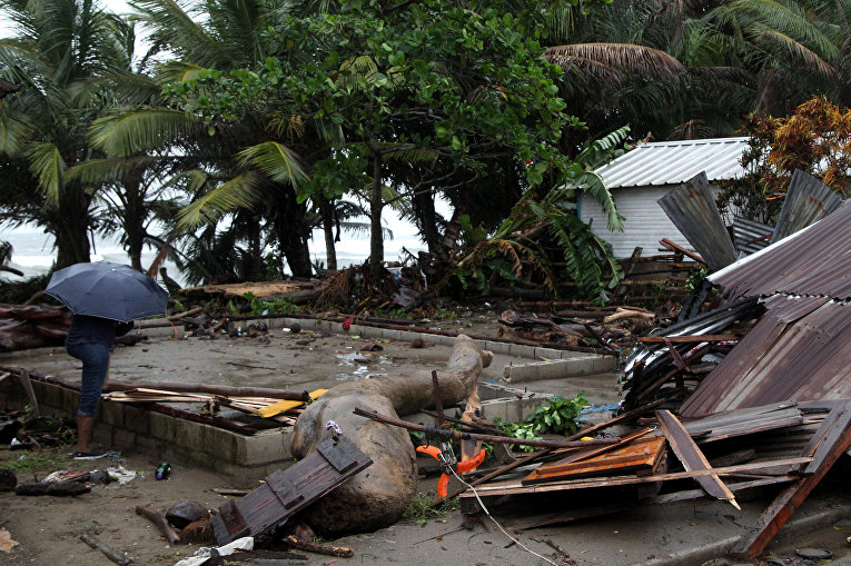 Последствия урагана Ирма на побережье Доминиканской Республики, в Нагуа