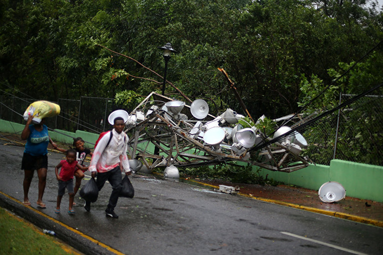 Последствия урагана Ирма на  побережье Доминиканской Республики, в Пуэрто-Плата