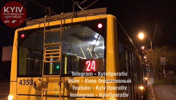 Киев. Троллейбус номер 24, водителя которого избили, 9 сентября 2017