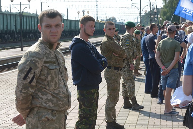Ожидая Саакашвили. Ситуация в населенном пункте Мостиска во Львовской области