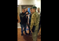 Пограничники и полиция во львовском отеле, где остановился Саакашвили