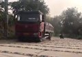 Дорога в столице Китая с 600 лежачими полицейскими. Видео