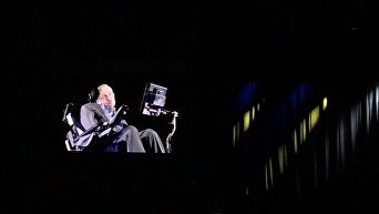 Стивен Хокинг на YES-2017 в Киеве. Архивное фото