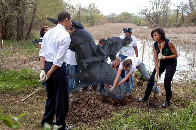 Бараку Обаме устроили фотошоп-баттл