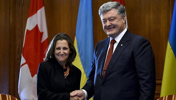 Президент Украины Петр Порошенко и министр иностранных дел Канады Христя Фриланд