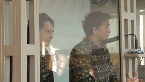 Евгений Тимонин и Дмитрий Василец в зале суда. Архивное фото