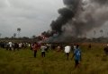 На месте падения военного транспортного самолета Ан-12 в Конго