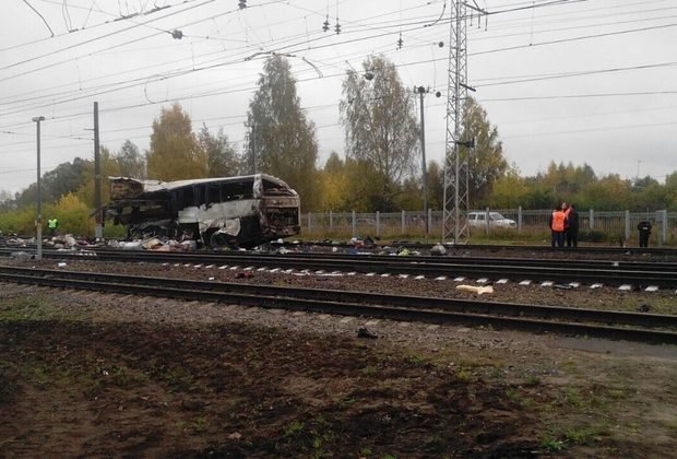 Столкновение автобуса с поездом в РФ
